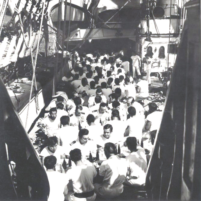 nave vespucci pranzo fine crociera2.jpg